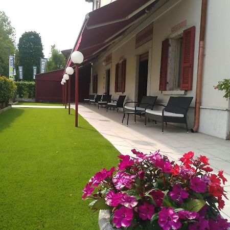 Albergo Grifone 1891 Peschiera del Garda Exterior foto